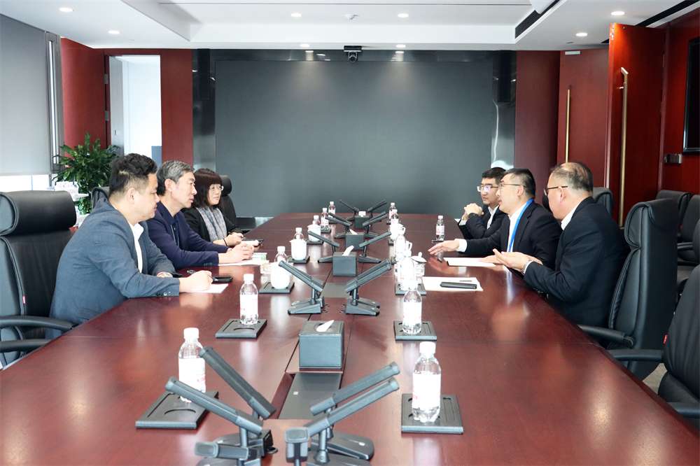 性爱直播
高管团队赴中建八局发展建设公司交流学习(图2) 图片